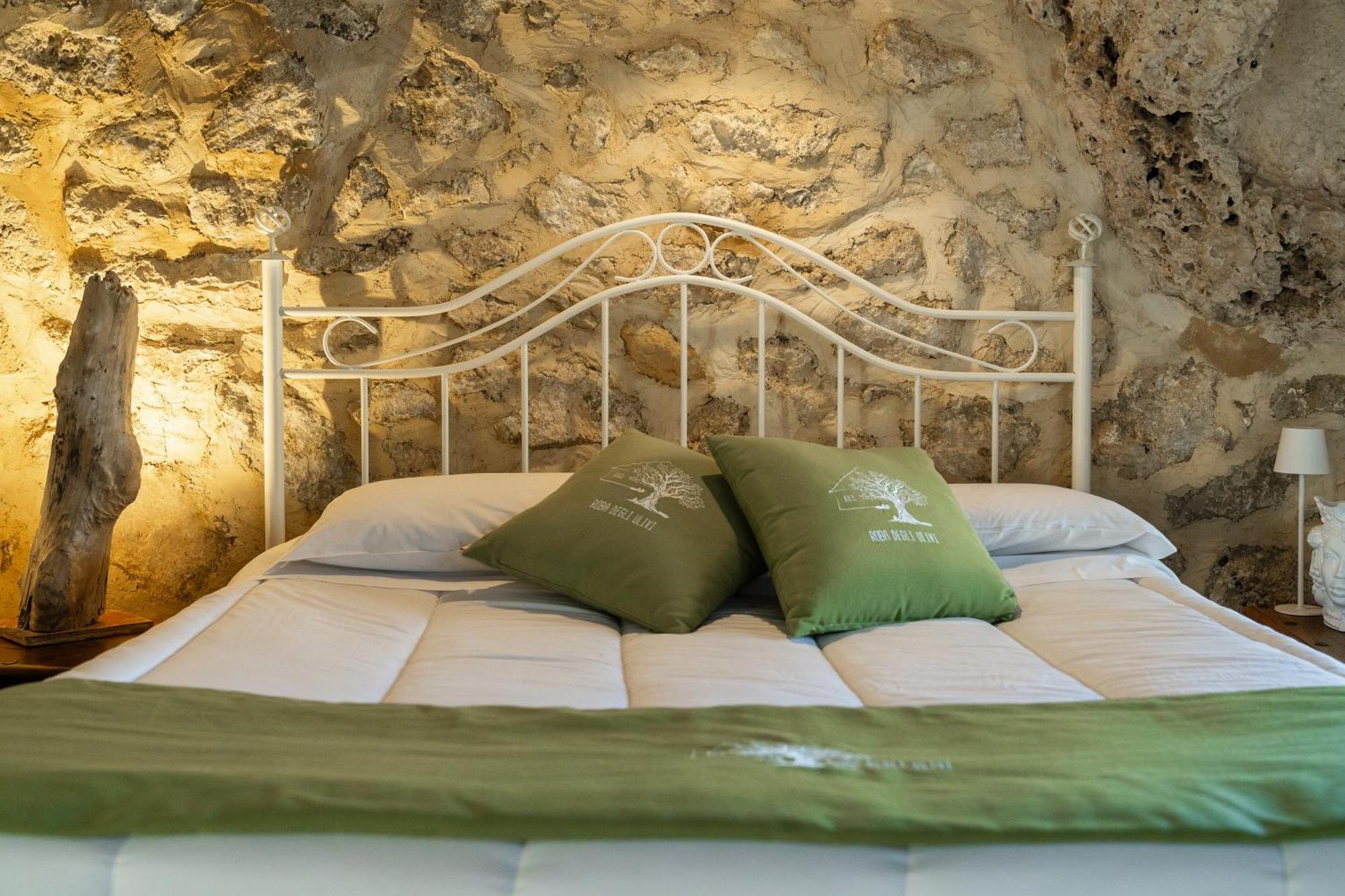 Roba Degli Ulivi Bed and Breakfast Agrigento Buitenkant foto