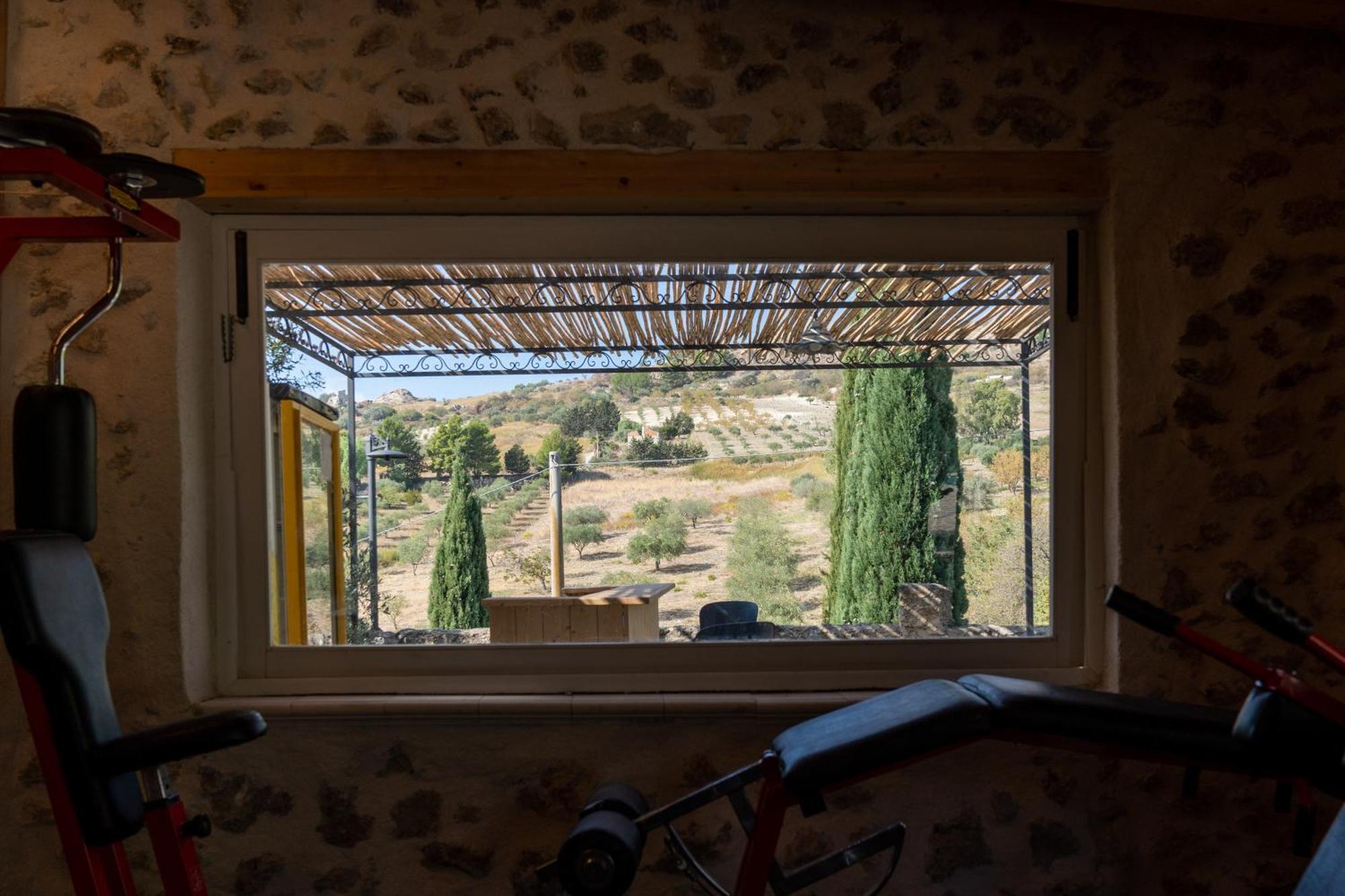 Roba Degli Ulivi Bed and Breakfast Agrigento Buitenkant foto