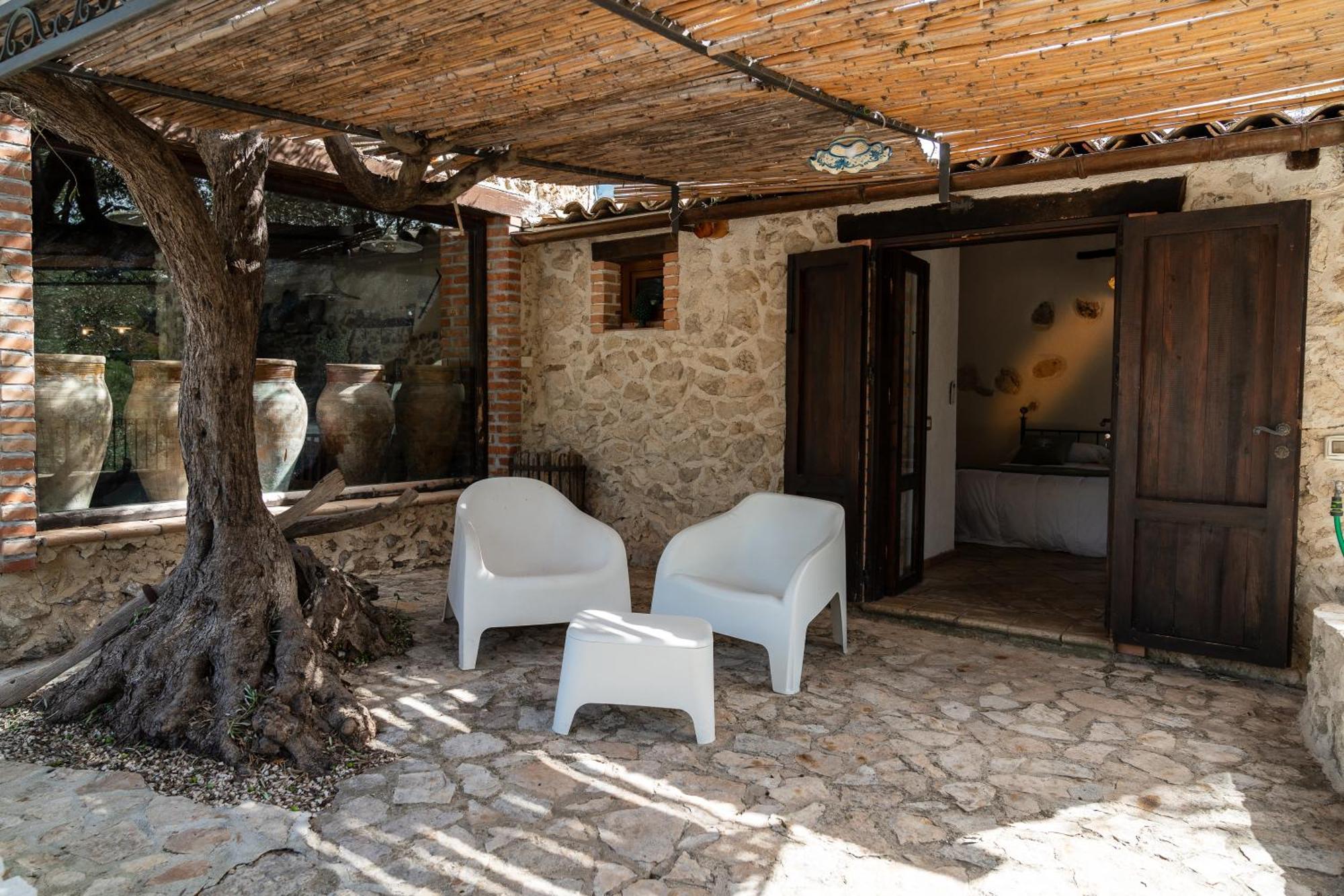 Roba Degli Ulivi Bed and Breakfast Agrigento Buitenkant foto