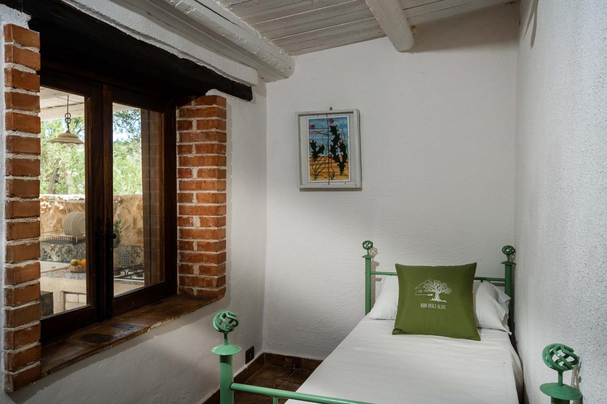Roba Degli Ulivi Bed and Breakfast Agrigento Buitenkant foto